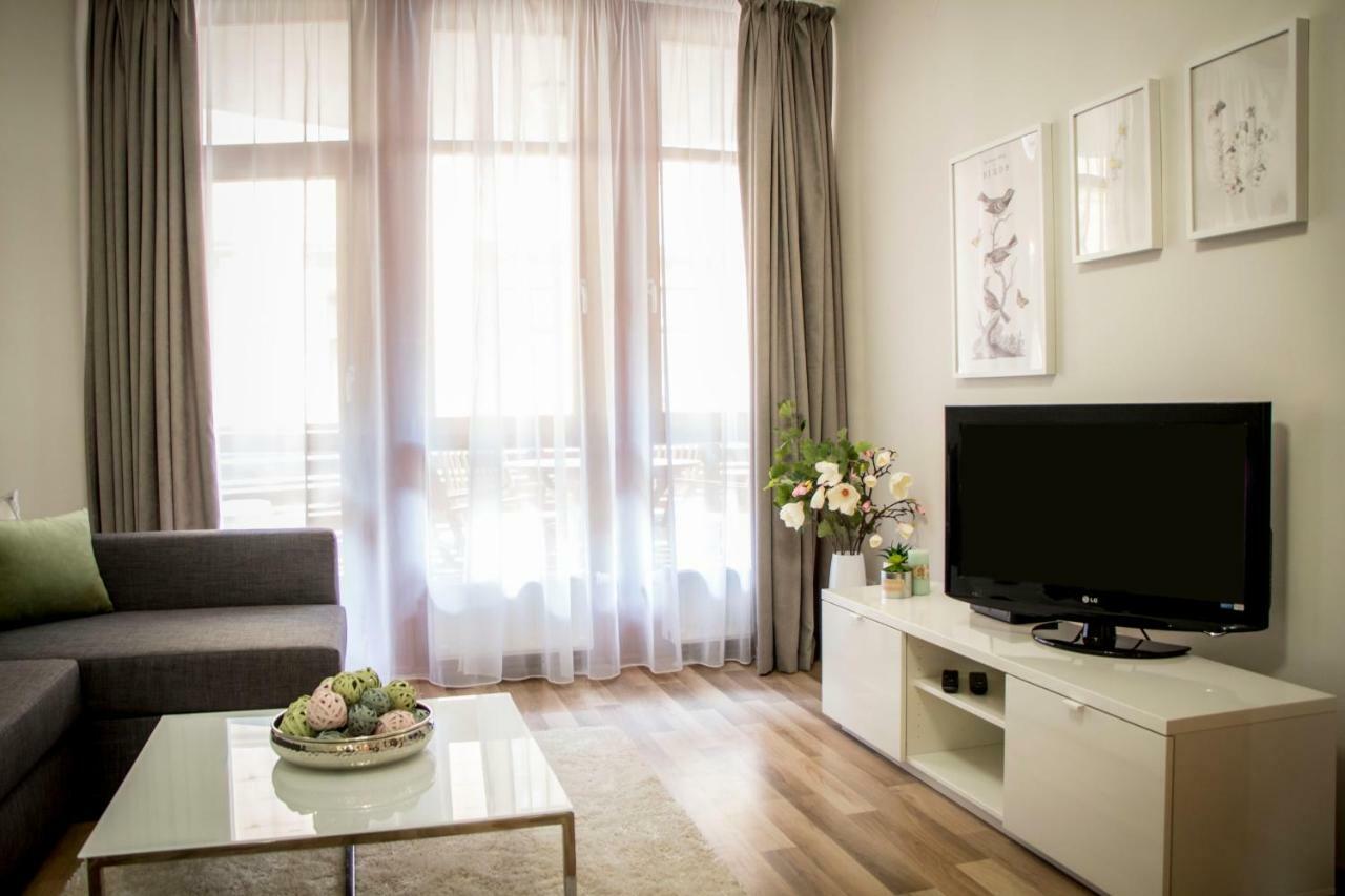 Don Quijote Apartment Budapest Exteriör bild